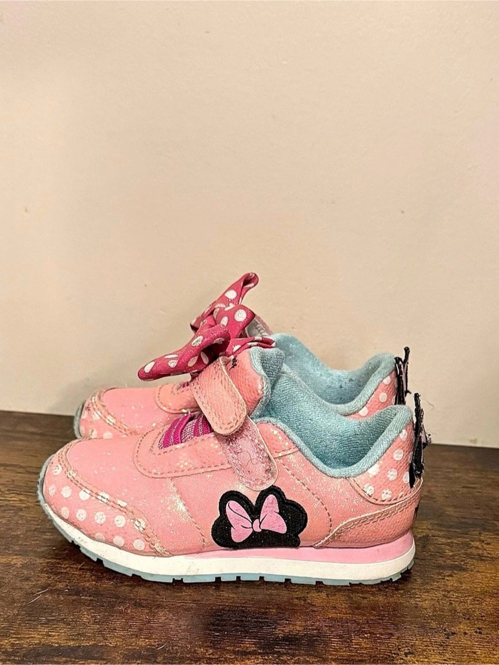 Disney Minnie Mouse Toddler Pink Polka Dot Bow Sneakers & Blue Sneakers Baby US